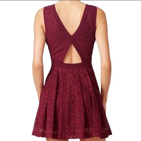 Free People Floral lace dress burgundy purple pockets - Picture 3 of 5